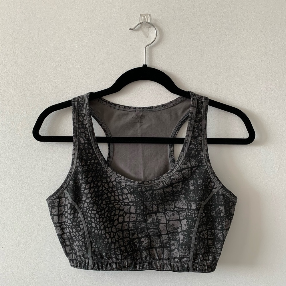 Yummie by Heather Thompson sports bra medium